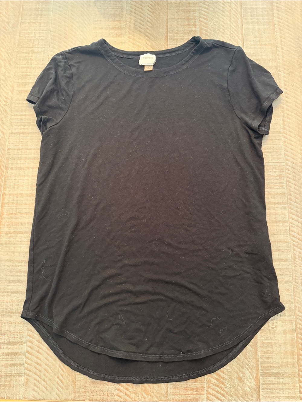 Cupio Black Short-Sleeve Tunic Tee